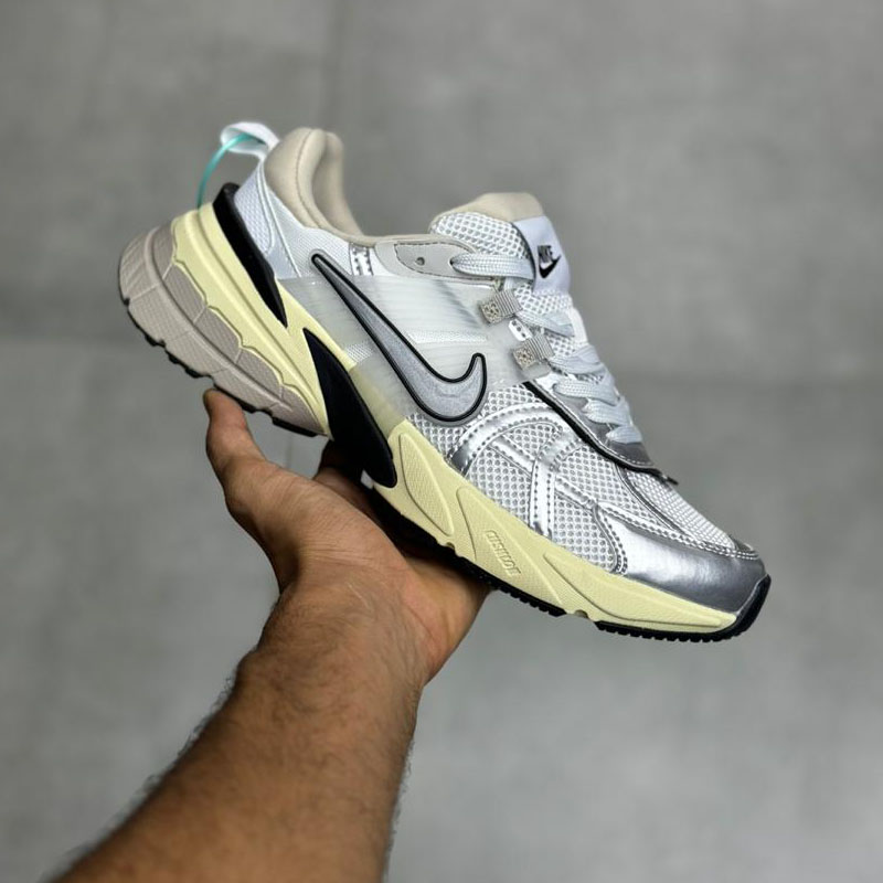 نایک وی تو کی ران Nike V2K Run
